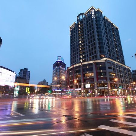 晶城青年旅館 4F ไทเป ภายนอก รูปภาพ